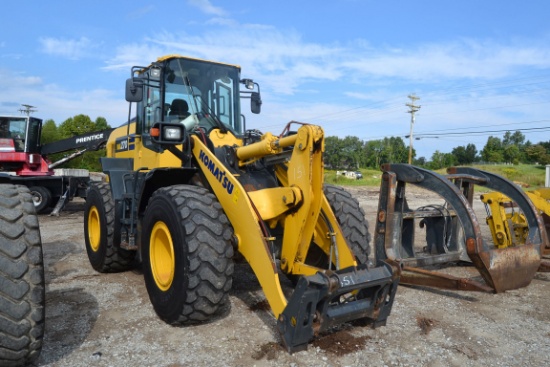 KOMATSU WA 270 ARTICULATING WHEEL LOADER W/ QUICK ATTACHW W/ 3RD VALVE W/ ENCLOSED CAB HEAT & AIR W/