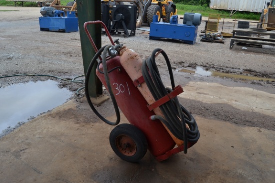 PORTABLE FIRE EXTINGUISHER