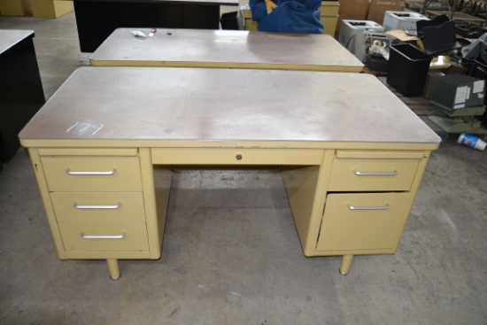 (2) OFFICE DESKS
