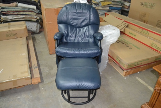 NEW ROCKING CHAIRS W/OTTOMAN