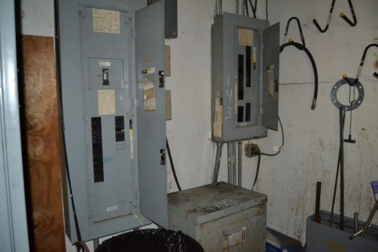 GE 45 KVA TRANSFORMER W/ 1-GE 400 AMP AND 1-GE 125 AMP PANEL BOARD