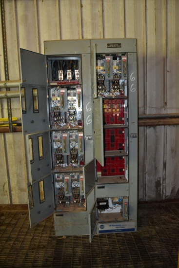 ALLEN BRADLEY MCC PANEL W/ 8SIZE 1 STARTER W/ DISCONNECT
