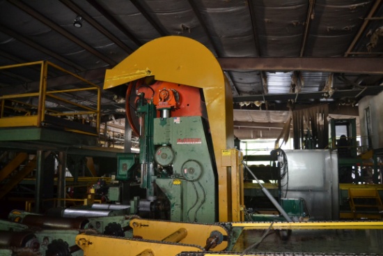 MCDONOUGH MODEL 72MA RESAW W/ LINE BAR SYSTEM W/ 10HP HYDRUALIC POWER PACK W/ ELECTRIC HOOD W/ AIR S