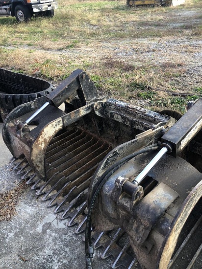 BUSH GRAPPLE FOR SKID STEER