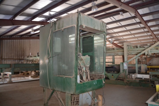 2000 STEENER 48" GRADE BAND RESAW W/ PRESS ROLLS W/ 100HP MOTOR W/ 4'X5' CONTROL CAB W/ CONTROLS SN#