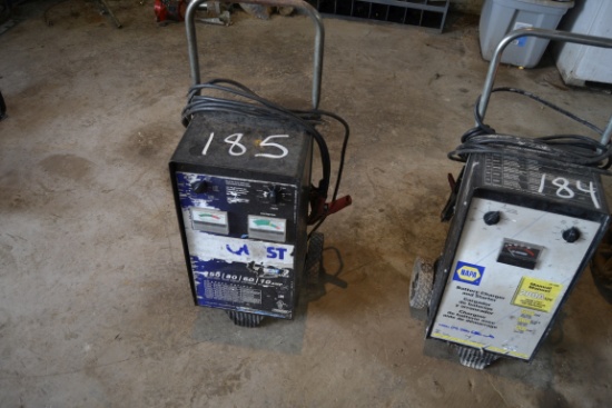 CARQUEST BATTERY CHARGER