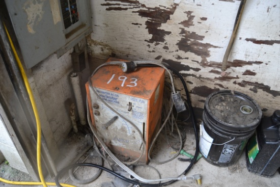 AIR CO 250 AMP WELDER