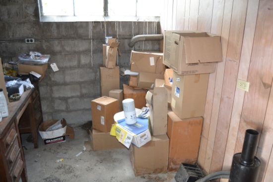 CONTENTS OF ROOM