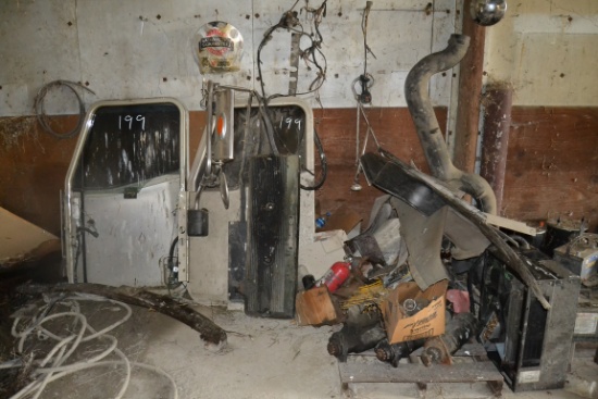 LOT OF TRUCK PARTS