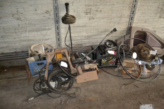 LOT OF TRUCK & TRAIELR PARTS