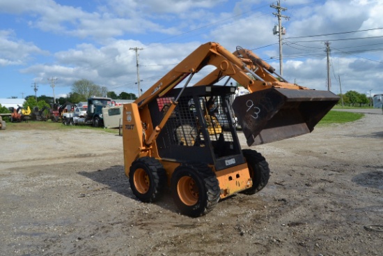 CASE 70XT SKID STEER W/ FORKS & BUCKET W/ 2,685 HOURS  SN#51771
