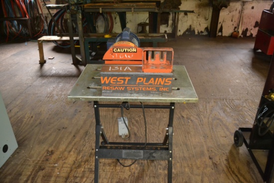WEST PLAINS GUIDE DRESSER
