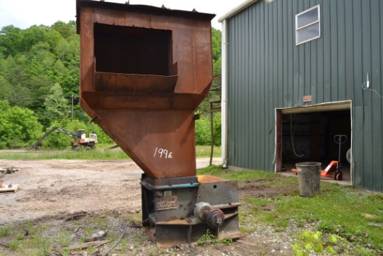 WILLIAM GRINDER W/ TOP SHUTE