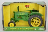 Ertl John Deere BW Tractor MIB