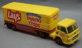Product Miniatures Lay's Potato Chips Van