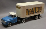 Tru-Scale Yale Semi Truck