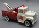 Ertl Loadstar Wrecker Tow Truck w/Driver