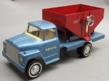 Ertl Loadstar Gravity Bed Truck