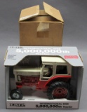 Ertl Case IH 1066  5 Millionth Tractor SE 1990