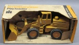 Ertl IH Payloader in Orig Yellow Box 1/24 Scale
