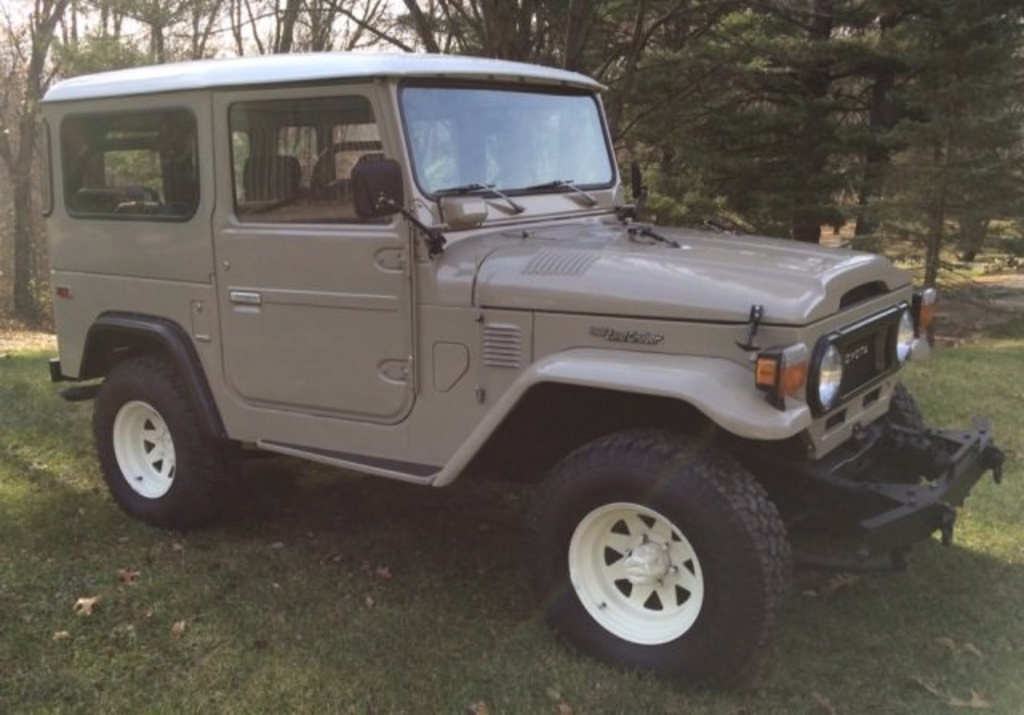 1975 Toyota FJ Land Cruiser