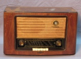 Grundig Table Top Radio Receiver -1940s