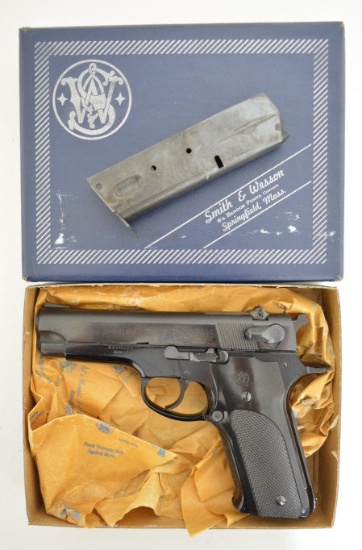 Smith & Wesson Model 59 9mm Semi-Auto Pistol MIB