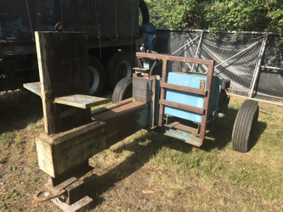 Large industrial log splitter