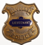 Obsolete Cleveland Ohio Police Lieutenant Badge
