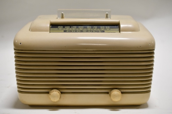 Crosley Model 56TU Radio w/ Lucite Handle