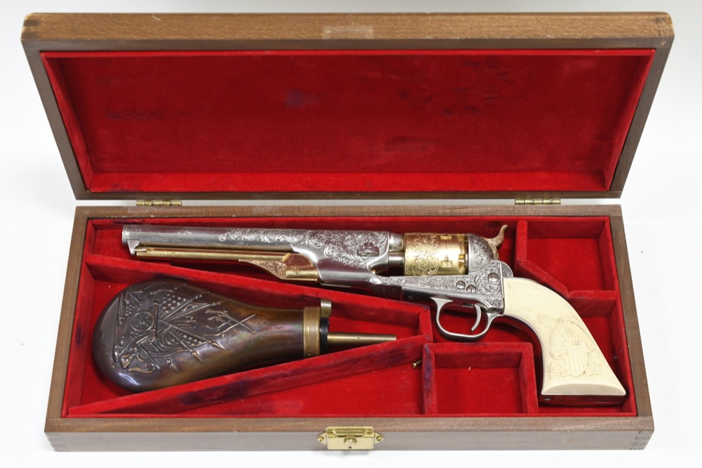 フランクリンミント GENERL CUSTER'S REVOLVER Franklin Mint General George Custer's .36 Caliber Single