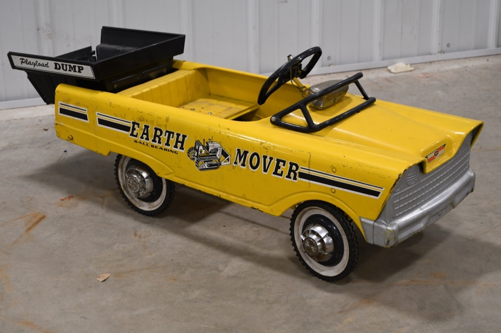 Earth mover sale pedal car