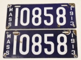 1913 Massachusetts Porcelain License Plate Set