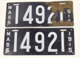 1915 Massachusetts Porcelain License Plate Set