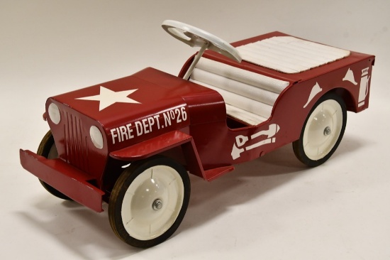 Structo Fire Dept. No. 26 Ride-On Pumper Truck