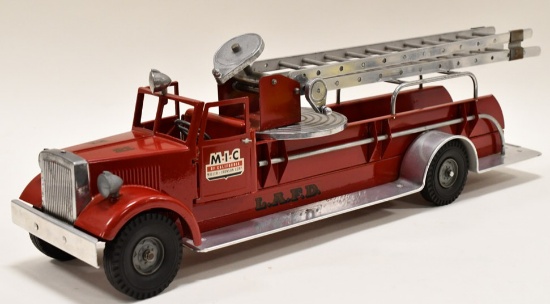 Smith Miller M.I.C. LAFD Aerial Ladder Truck #21