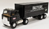 1/16 Ertl Kraft Breyers International Semi Truck