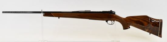 Weatherby Deluxe Mark V .30-06 Bolt Action Rifle