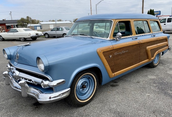 1954 Ford Country Squire Woody Wagon