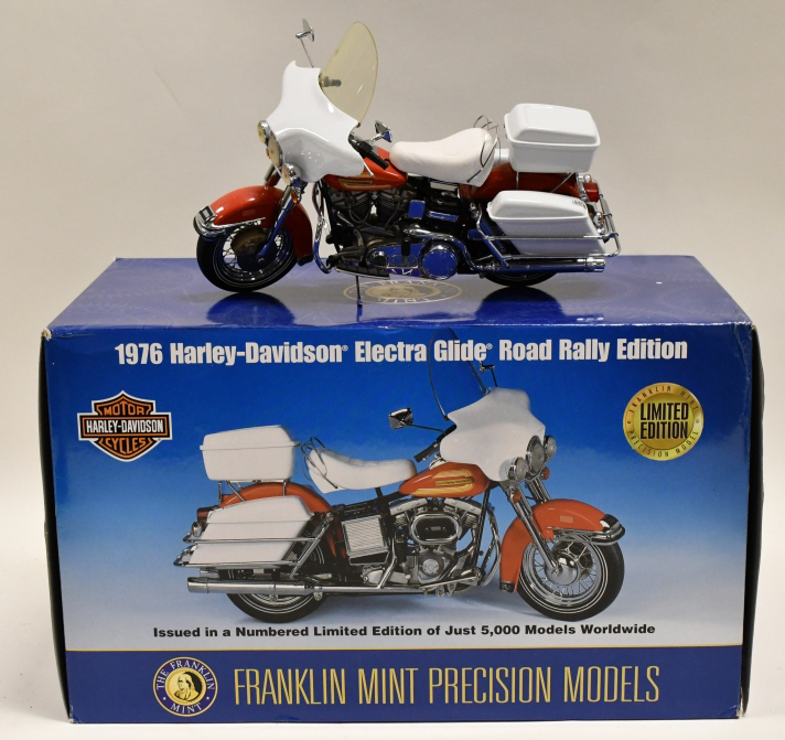 Harley-Davidson Ultra Classic 1/10スケール 【公式通販】