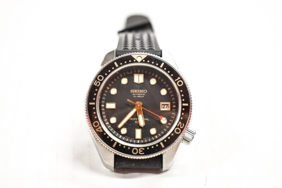 Seiko Prospex Diver 300m Hi-Beat 8L55-00D0 Watch | Jewelry, Gemstones &  Watches Watches | Online Auctions | Proxibid