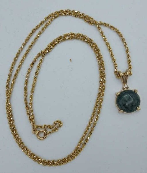 Ladies 14K Yellow Gold Nephrite Jade Necklace