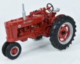 1/16 Ertl McCormick Farmall Super M Tractor