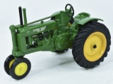 1/16 John Deere Model G General Purpose Tractor