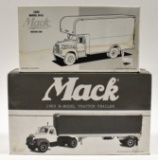 1/34 1st Gear Mack Moving Van & Truck / Trailer