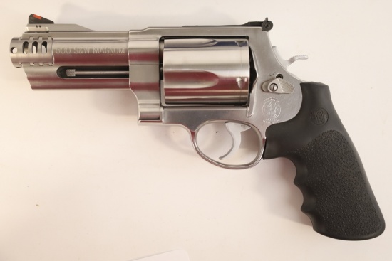 Smith & Wesson 500 S&W Magnum Revolver In Box