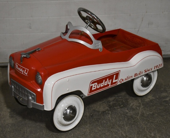 Contemporary Gearbox Buddy L Pedal Car