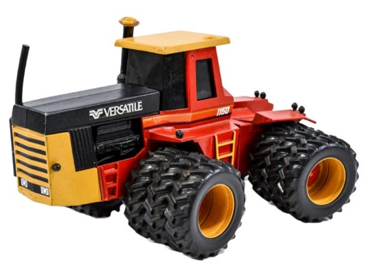 1/16 Scale Models Versatile 1150 Tractor w Triples