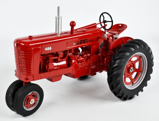 1/8 Scale Models Farmall 400 Narrow Front Tractor