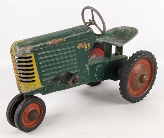 Eska Oliver Row Crop 88 Open Grill Pedal Tractor